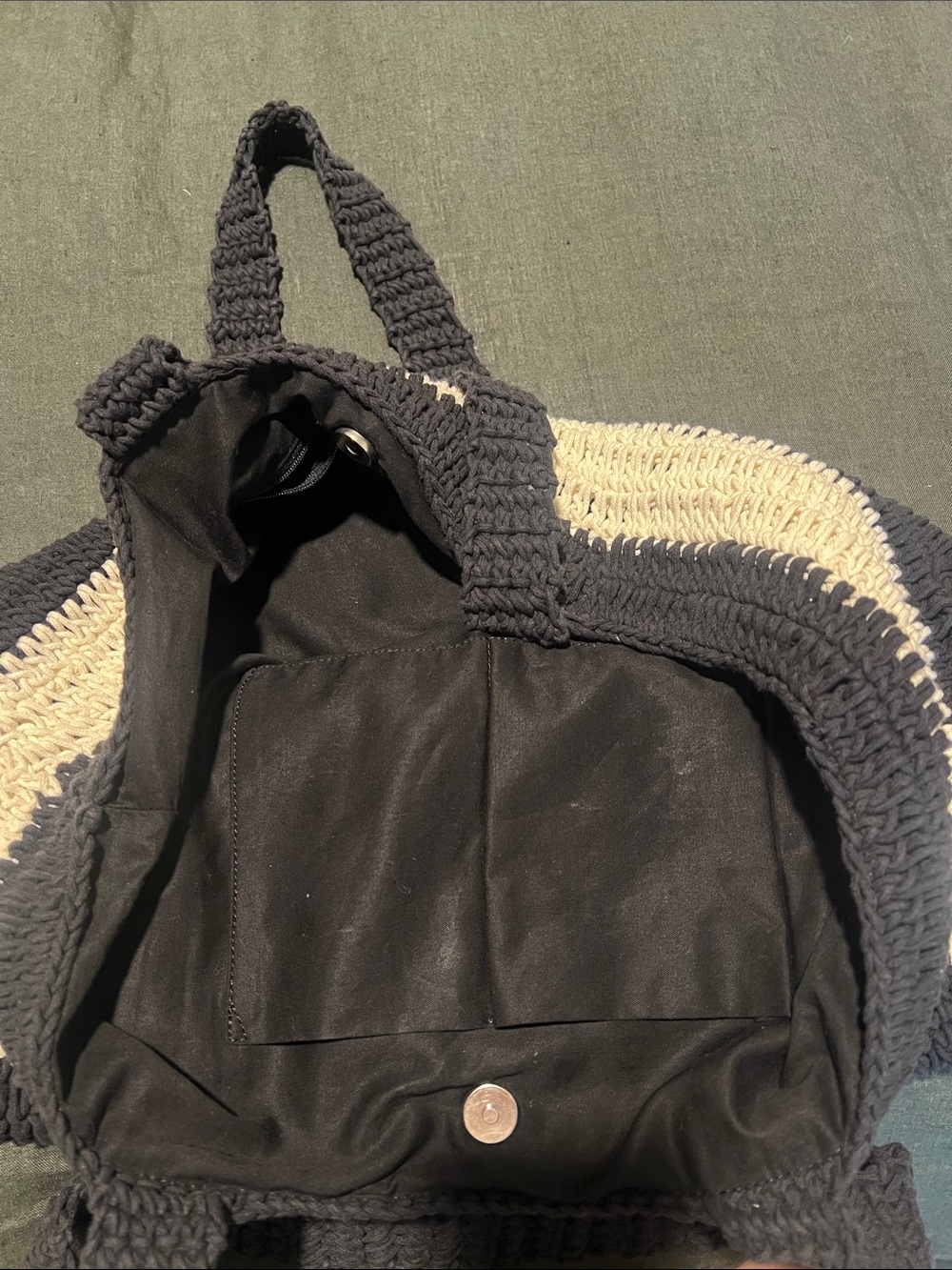 A new day crochet tote bag - Picture 5 of 5
